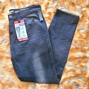 Denizen Levis 208 jeans